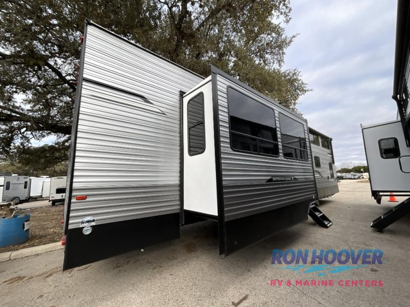 2026 COACHMEN CATALINA 44CONDO - Image 4