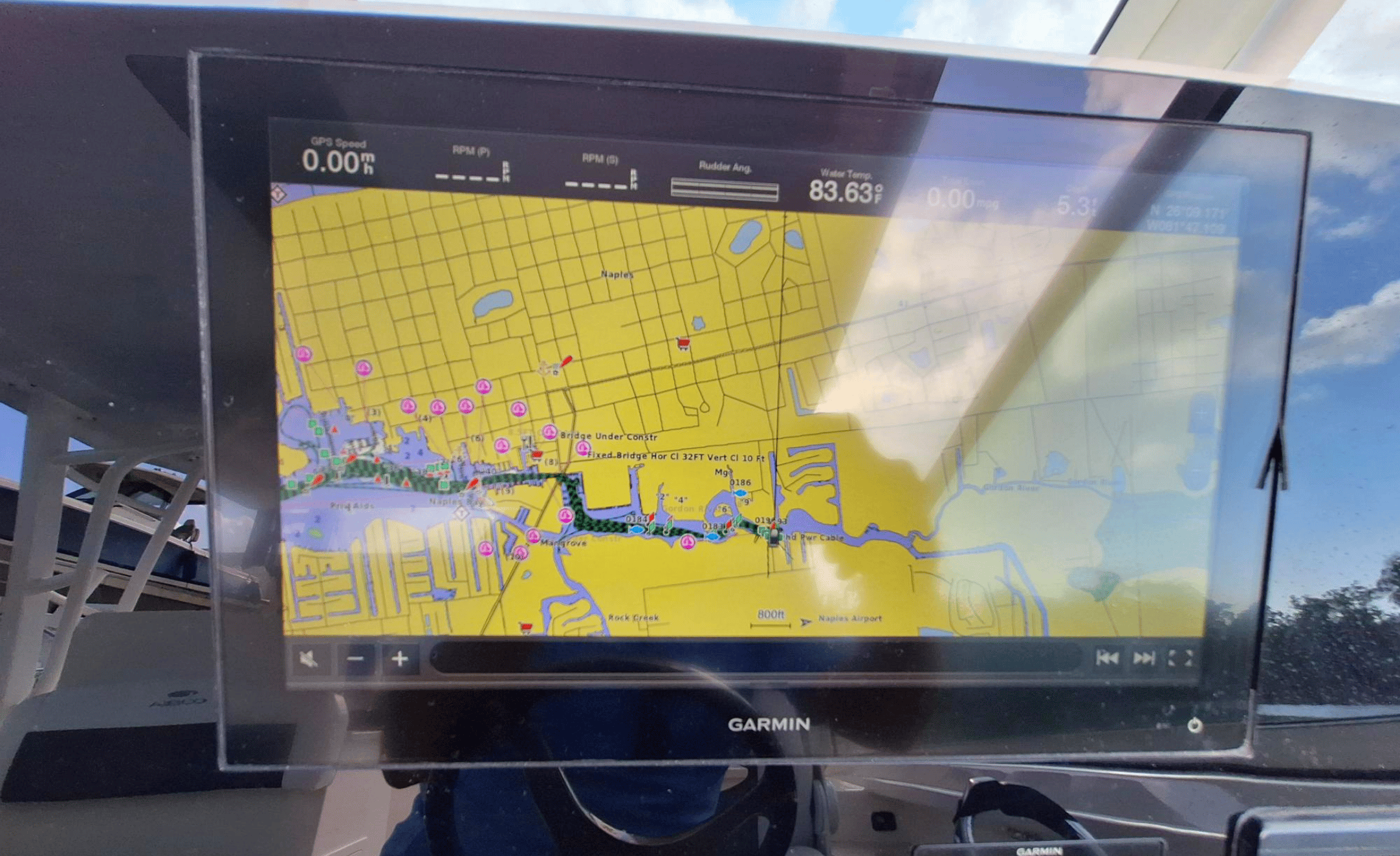2021 COBIA 330DC - Image 28
