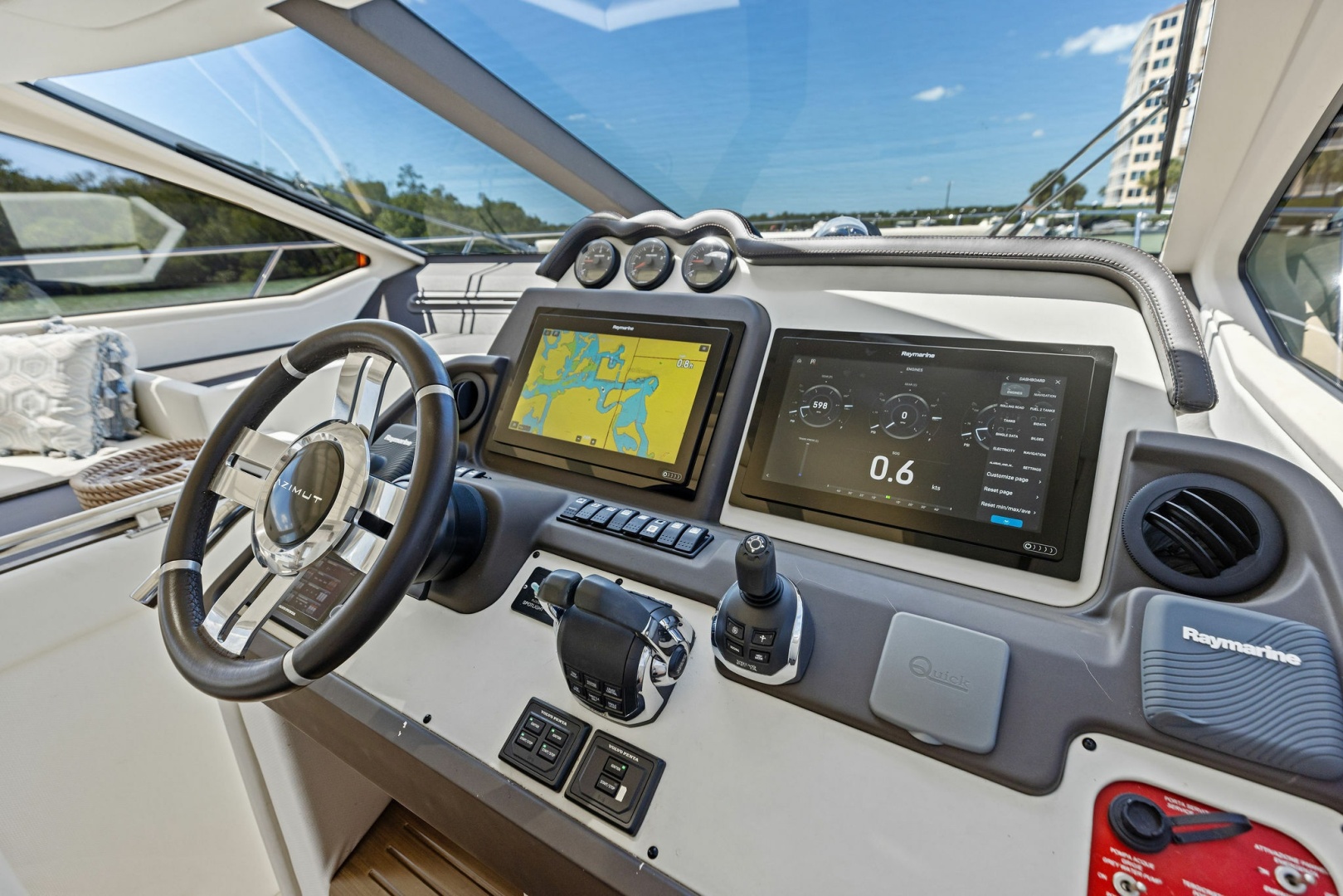 2015 Azimut 55S - Image 37
