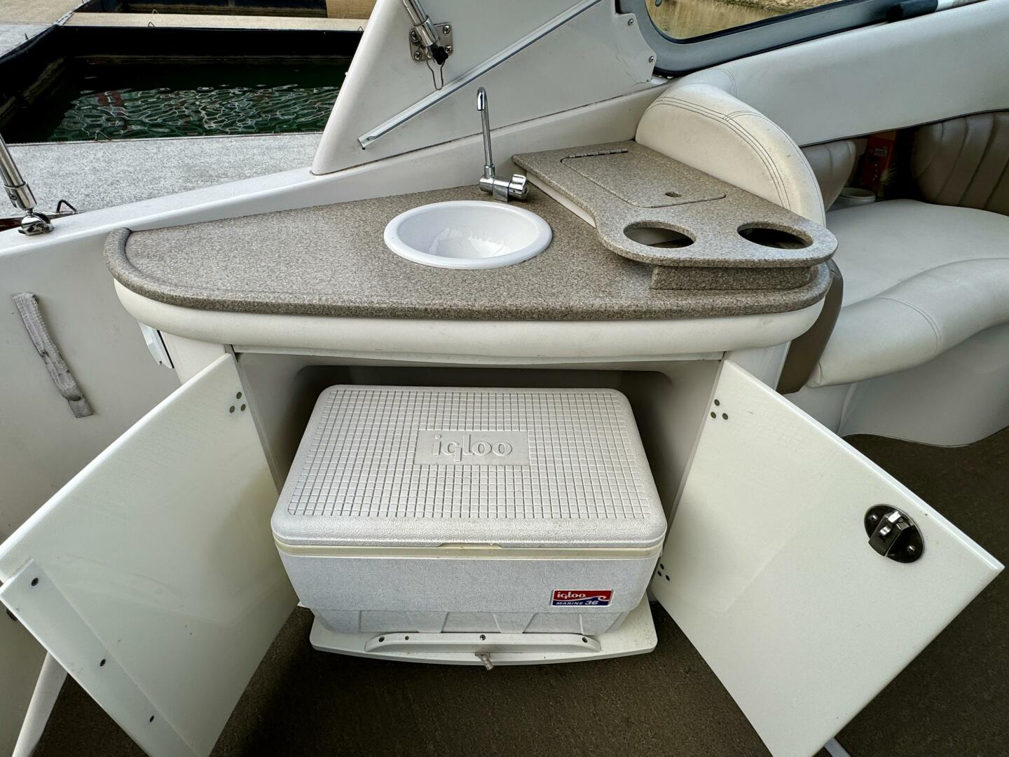 2004 Four Winns Vista 288 - Image 51