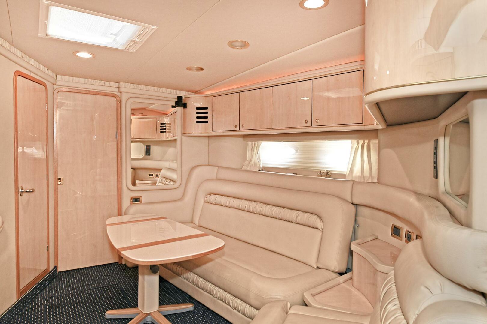 2000 Sea Ray 460 Sundancer - Image 21