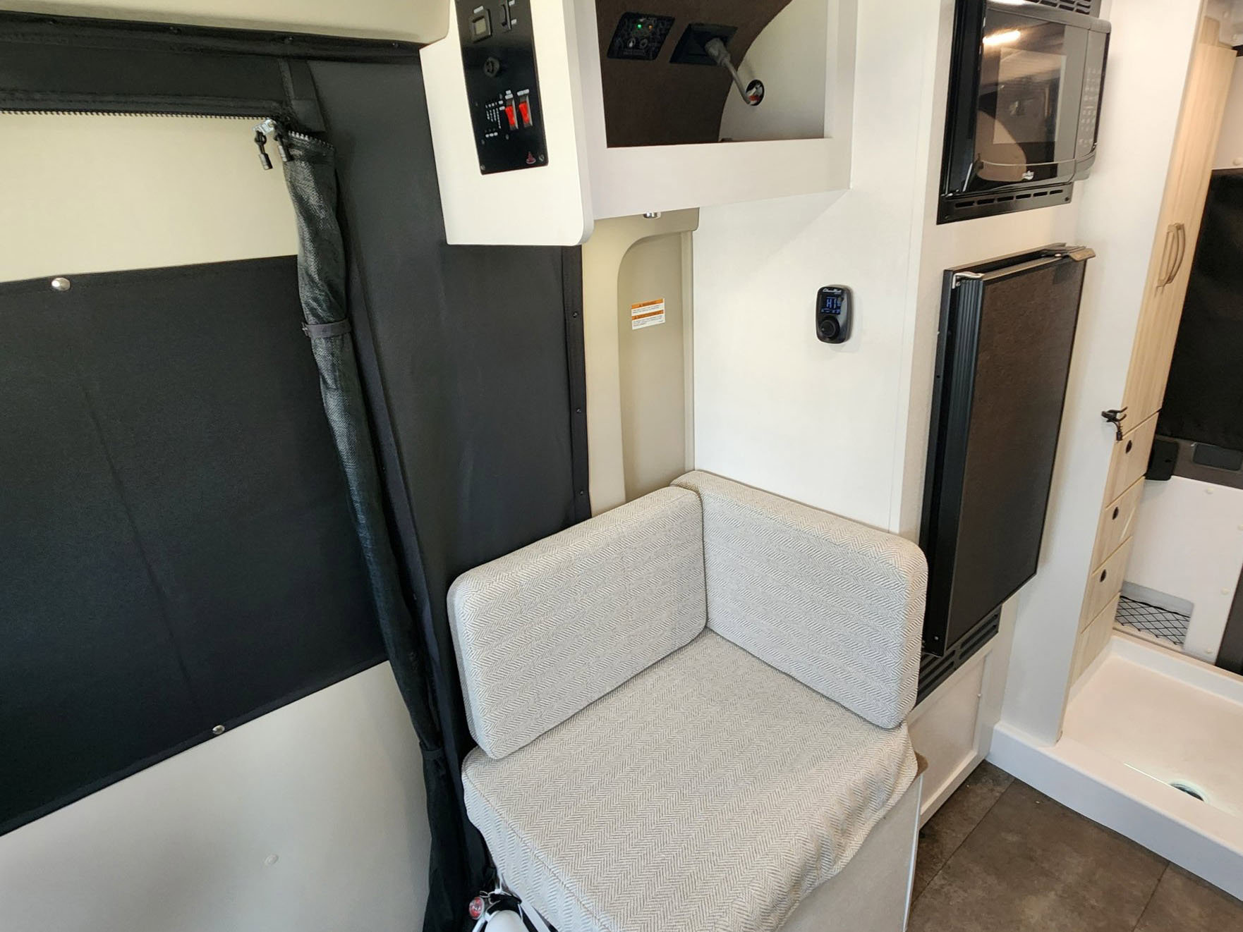 2026 JAYCO COMET 18C - Image 46