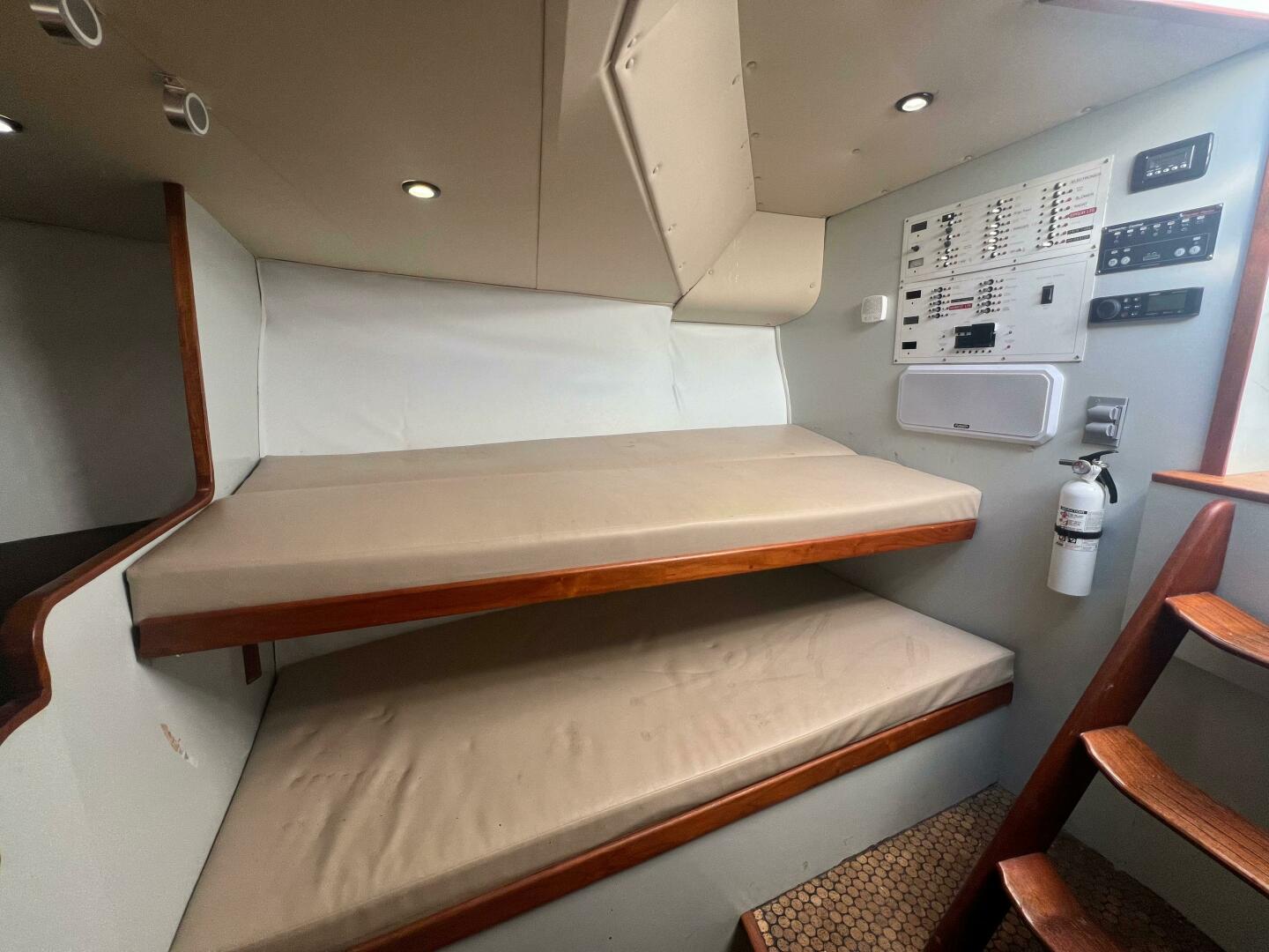 1998 Jersey Cape 36 Express - Image 11