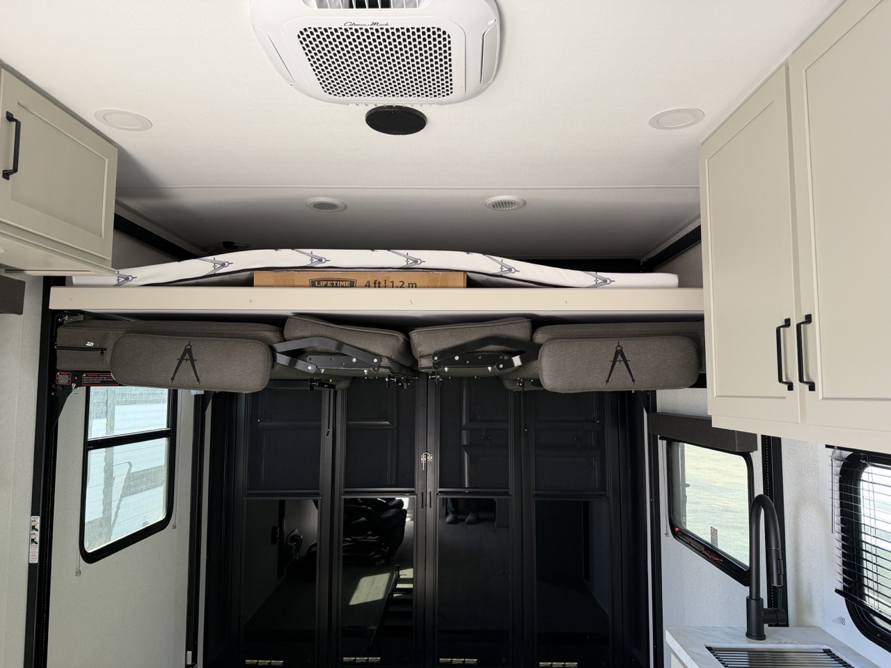 2026 Grand Design Momentum G-Class 21G - Image 7
