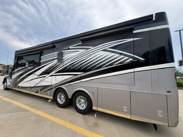 2022 NEWMAR SUPREME AIRE 4575 - Image 4