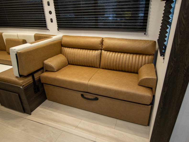 2026 CrossRoads Zinger 328SB - Image 7
