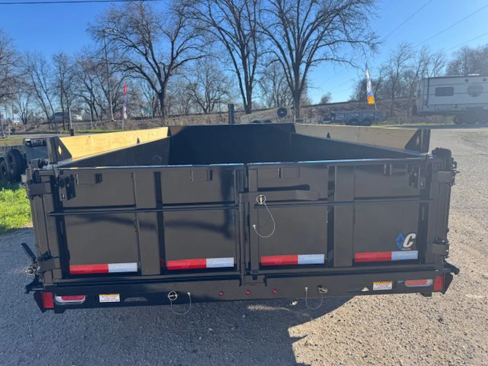 2026 DIAMOND C TRAILERS DIAMOND C LPT 207 HEAVY DUTY 14X82 24 SIDES - Image 3