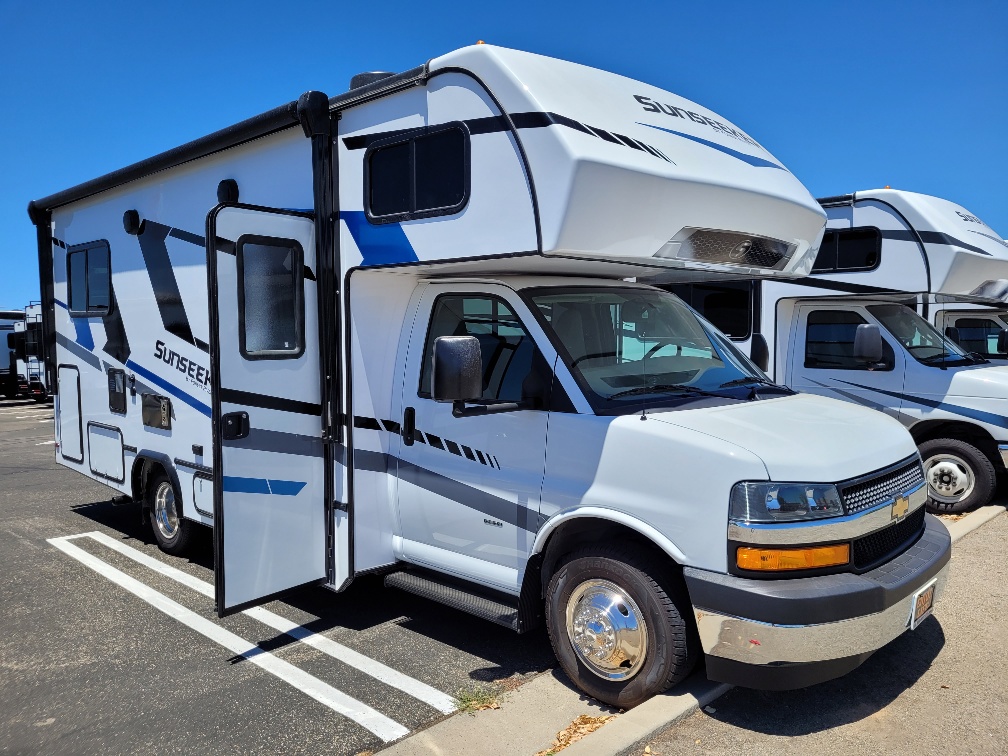 2025 Forest River Sunseeker LE 2350LE - Image 1