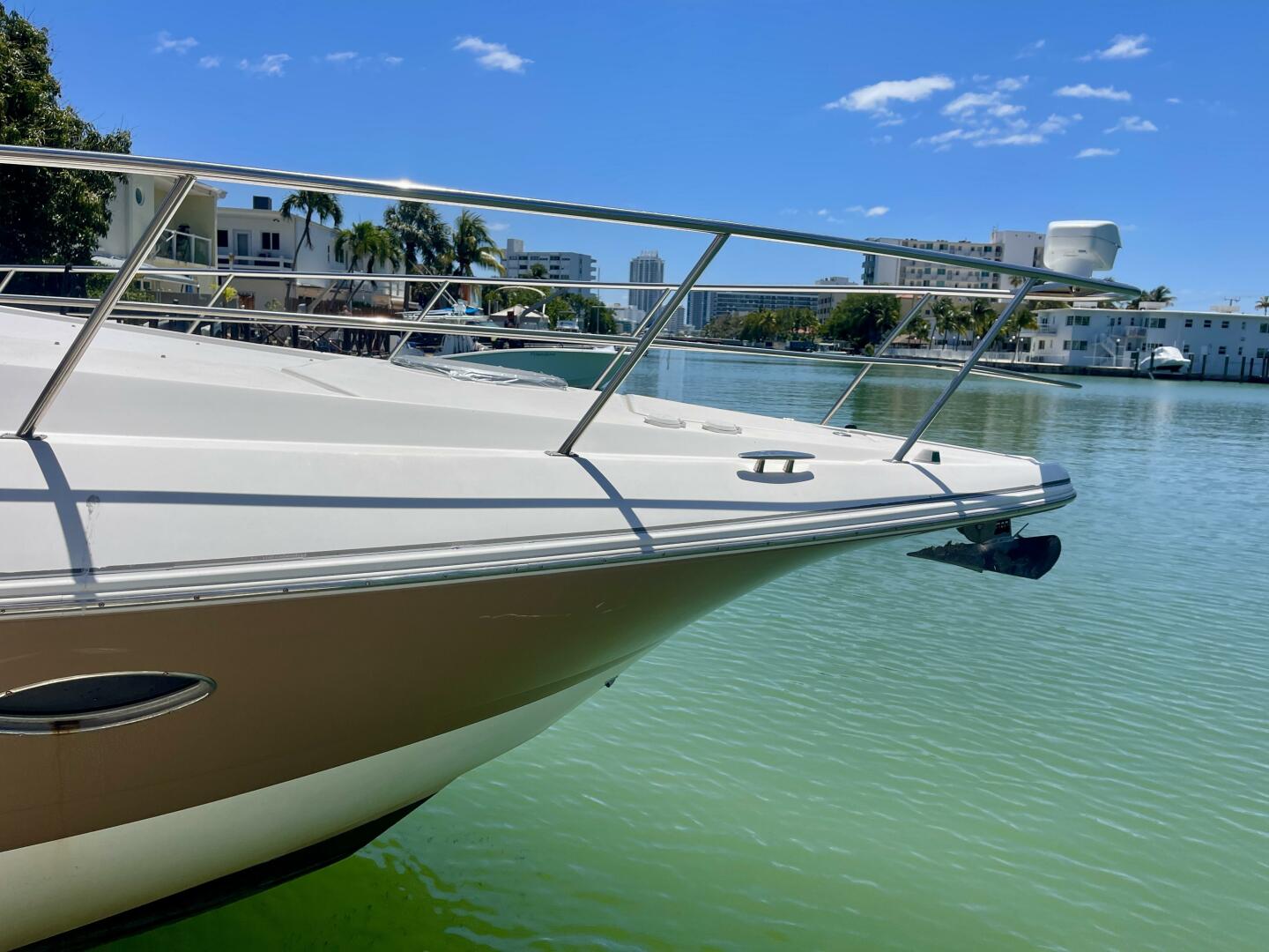 2006 Cruisers Yachts 420 Express - Image 4