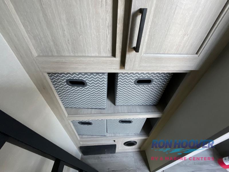 2026 COACHMEN 333DORM - Image 23
