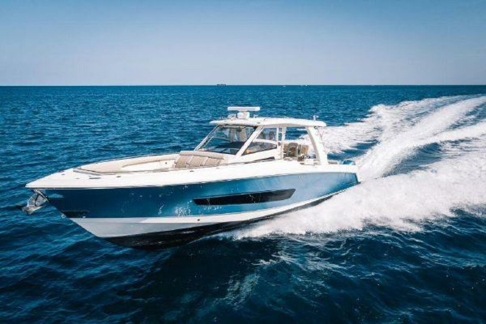 2017 Boston Whaler 42 Outrage - Image 5