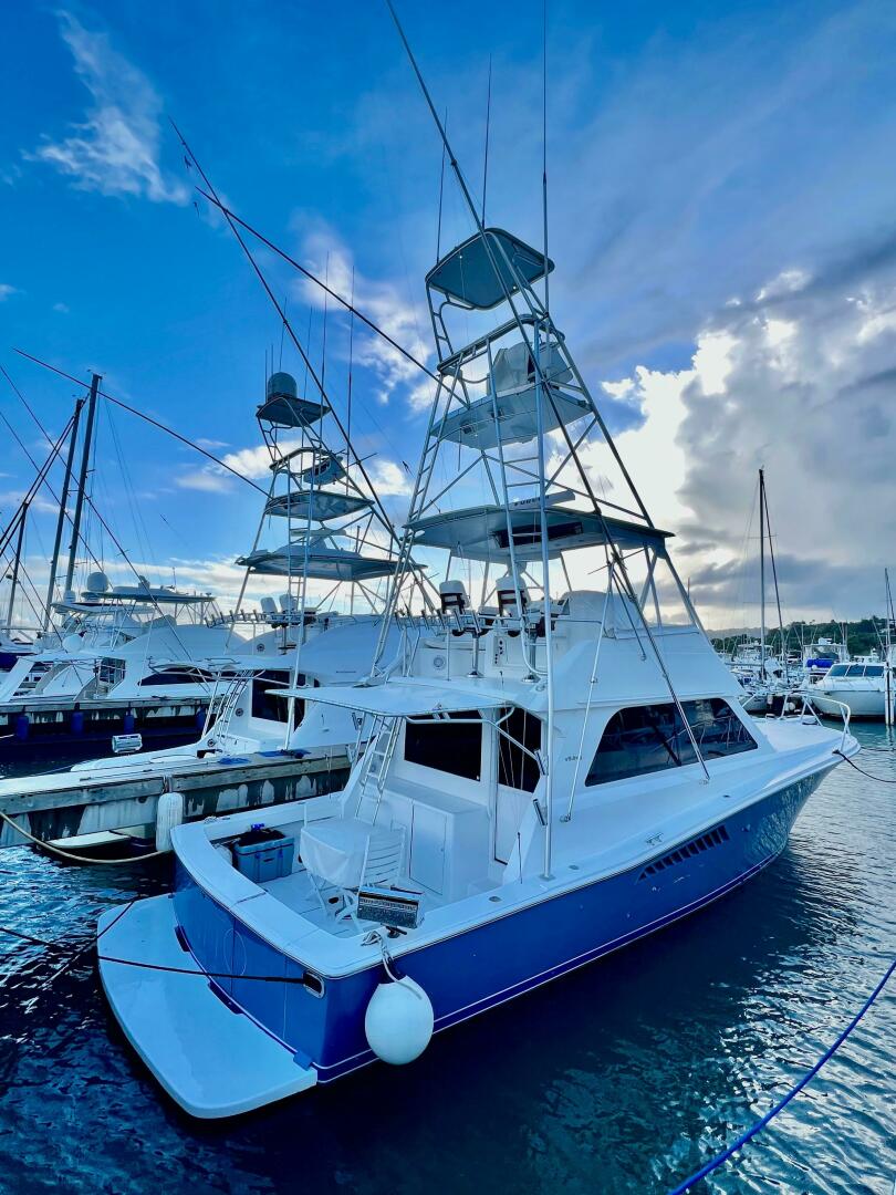 1997 Viking 43 Convertible - Image 22