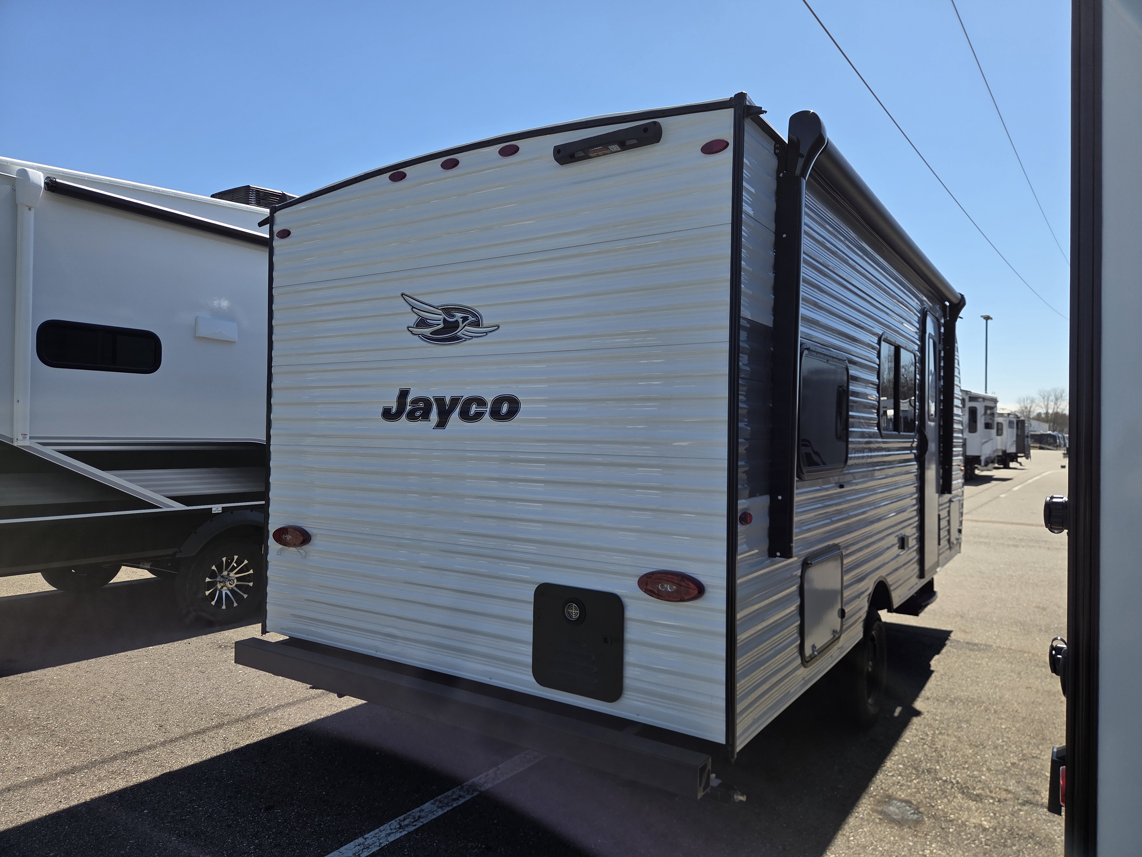 2026 Jayco Jay Flight SLX 172DB - Image 2