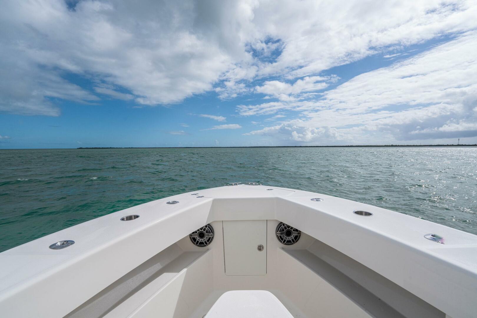 2024 SeaVee 322z - Image 17