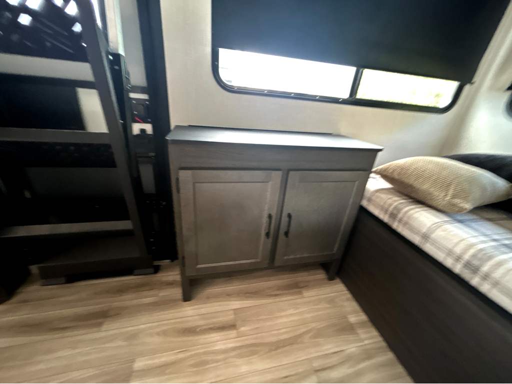 2027 VENTURE RV STRATUS 282VFD - Image 22