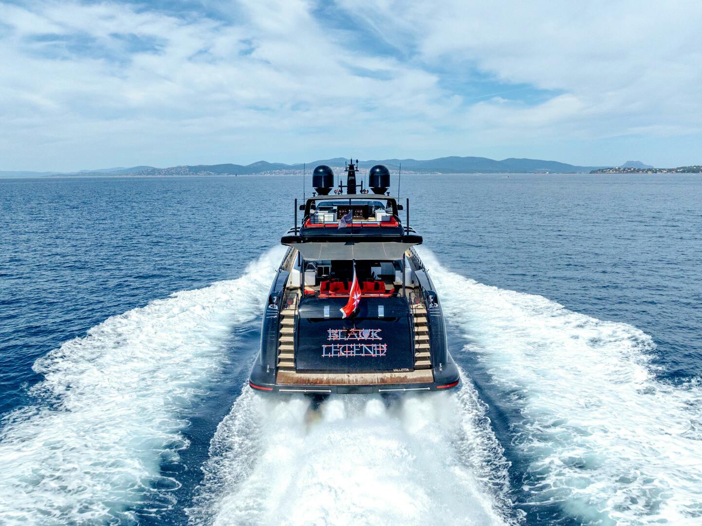 2017 Overmarine Mangusta 165 E - Image 5