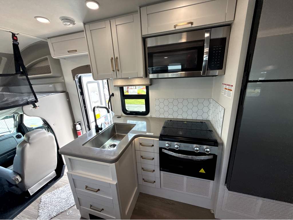 2027 ENTEGRA COACH ODYSSEY 30Z - Image 17