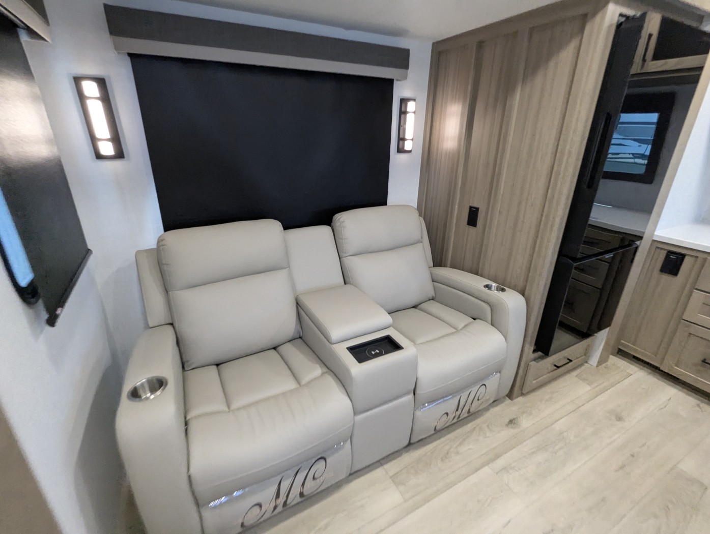 2026 Forest River Rockwood Signature 8263MBR - Image 12