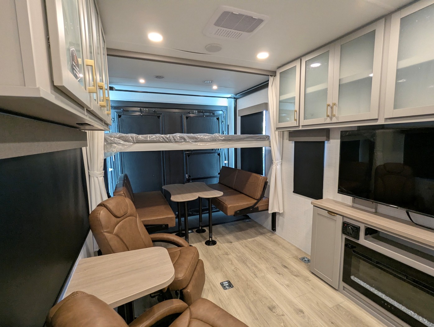 2027 Forest River Stealth 2900 - Image 4