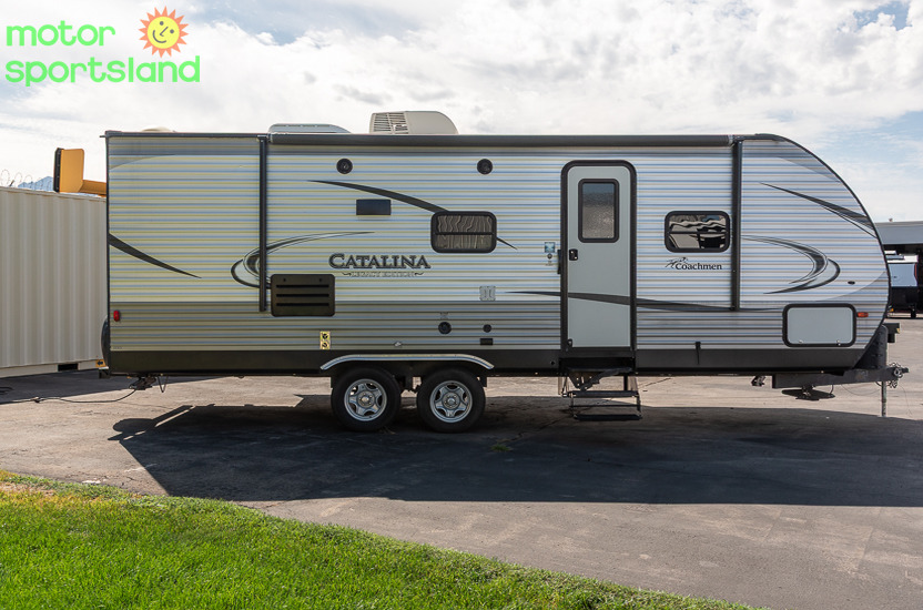 2018 Coachmen Catalina 243RBS - Image 2