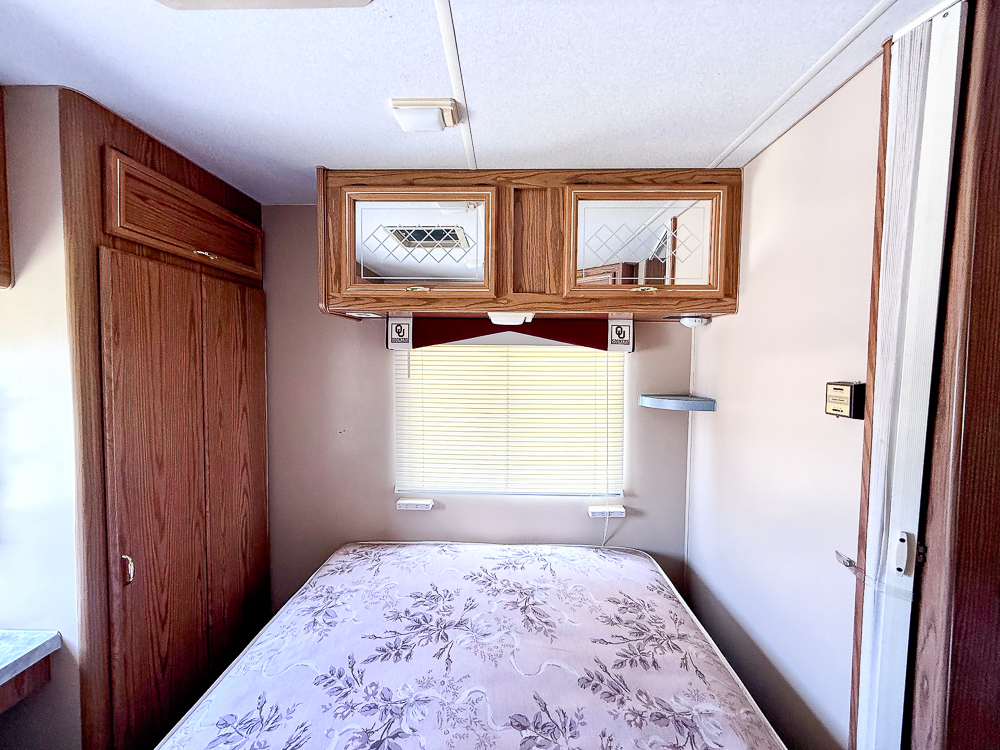 1994 FLEETWOOD SEARCHER M-Z29 - Image 53