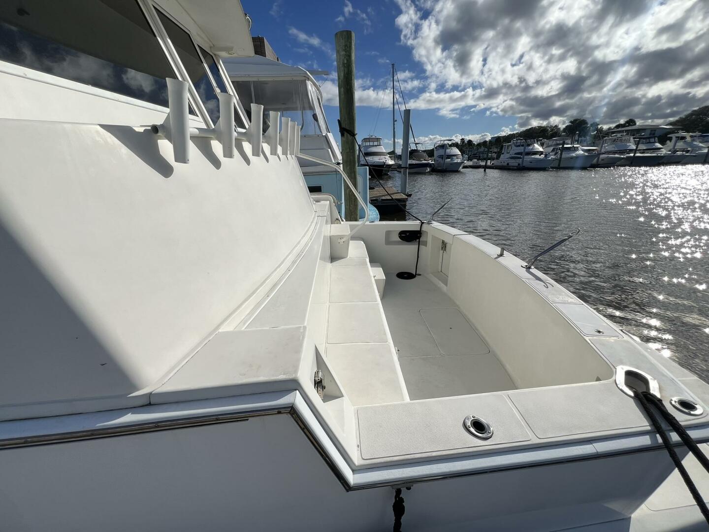 1999 Viking 60 CPMY - Image 9
