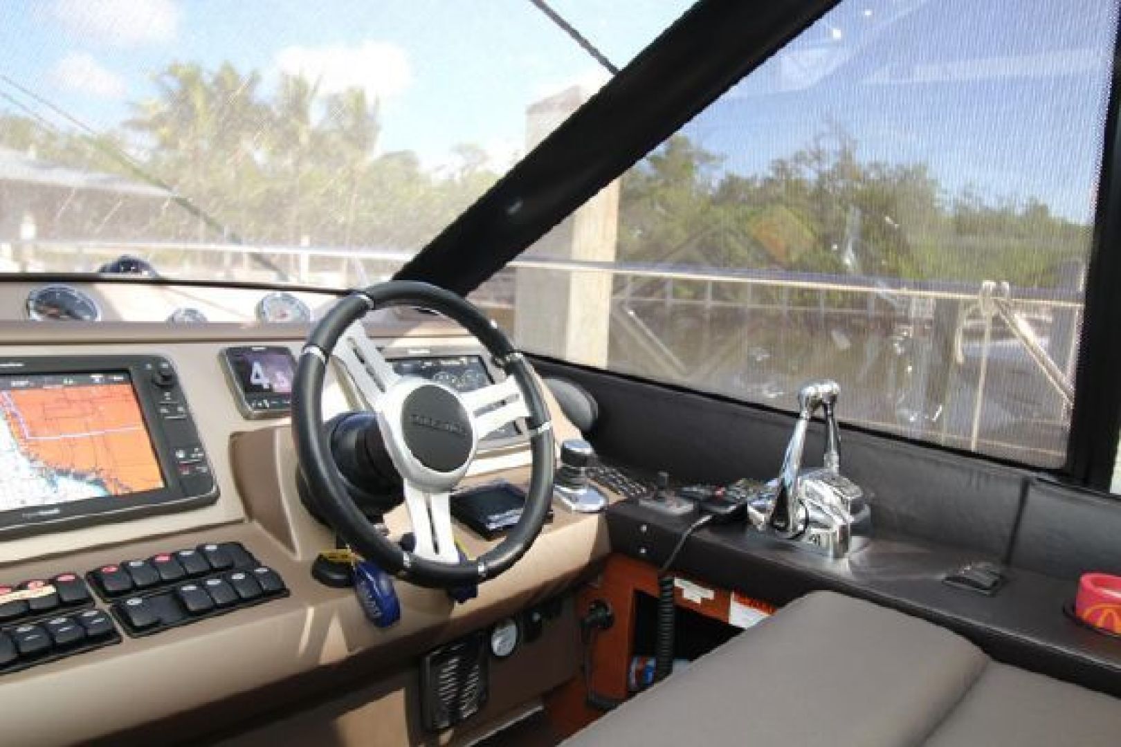 2015 PRESTIGE PRESTIGE 550 Base - Image 13
