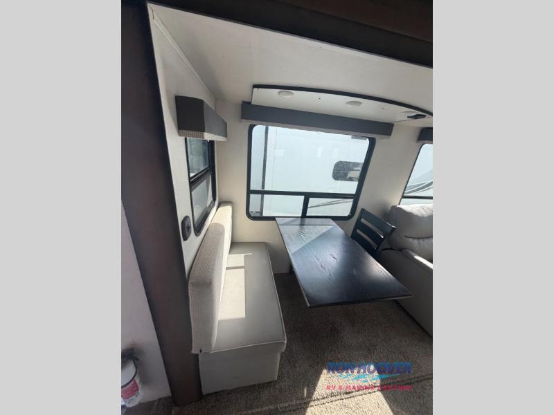 2022 FOREST RIVER CRUSADER 335RLP - Image 10