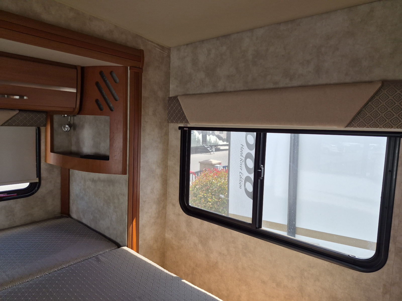 2012 Winnebago View Profile 24G - Image 19