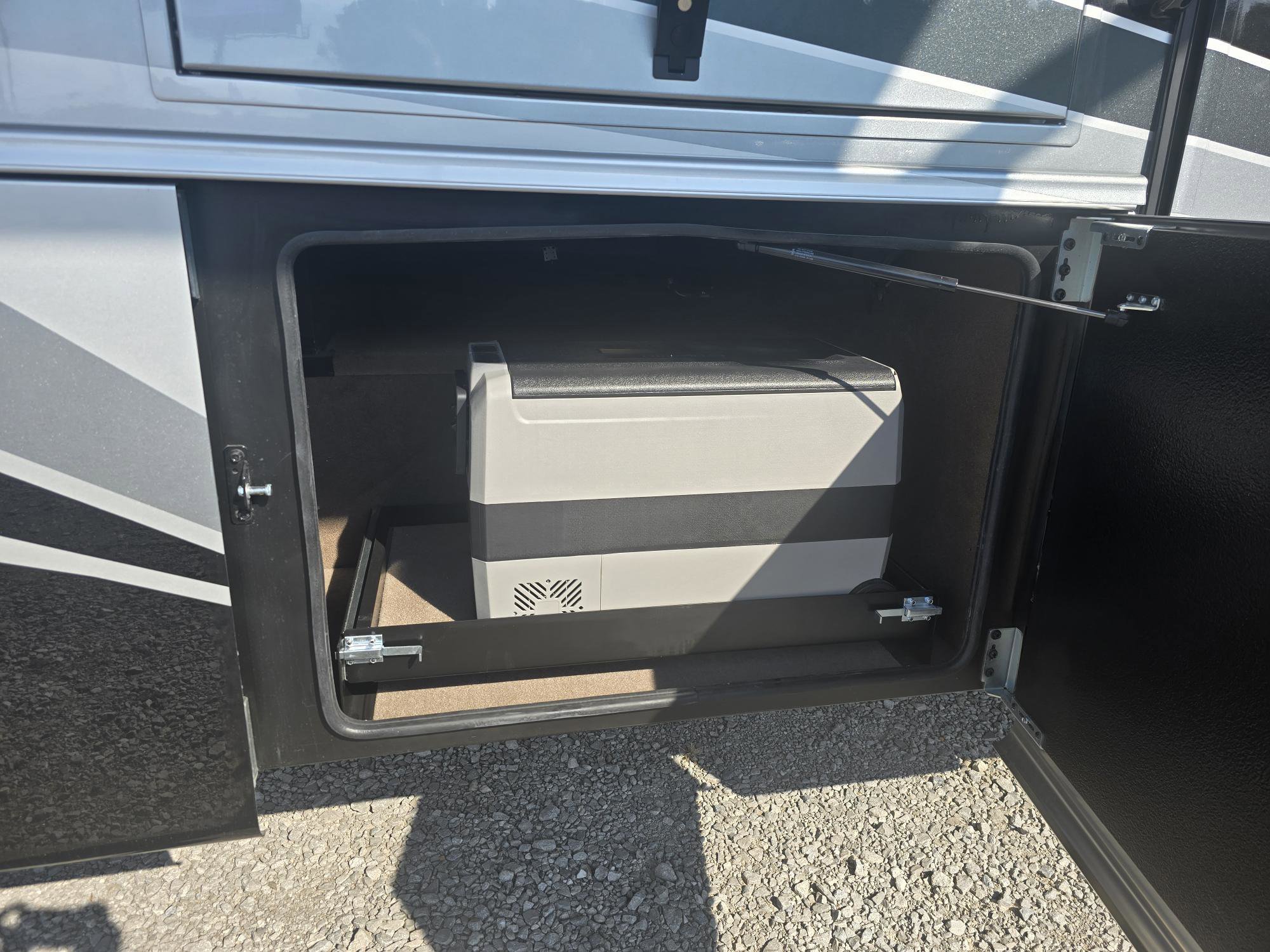 2026 JAYCO SENECA 37K - Image 11