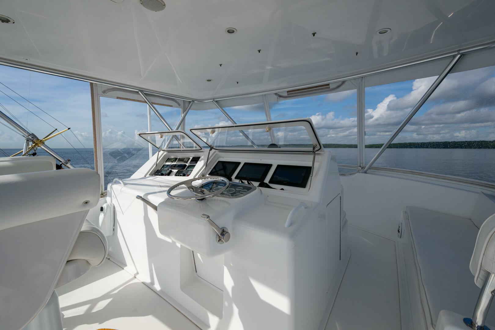 2004 Viking 48 Convertible - Image 41