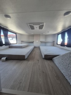 2027 JAYCO JAY FLIGHT BUNGALOW JAYLOFTDS - Image 20
