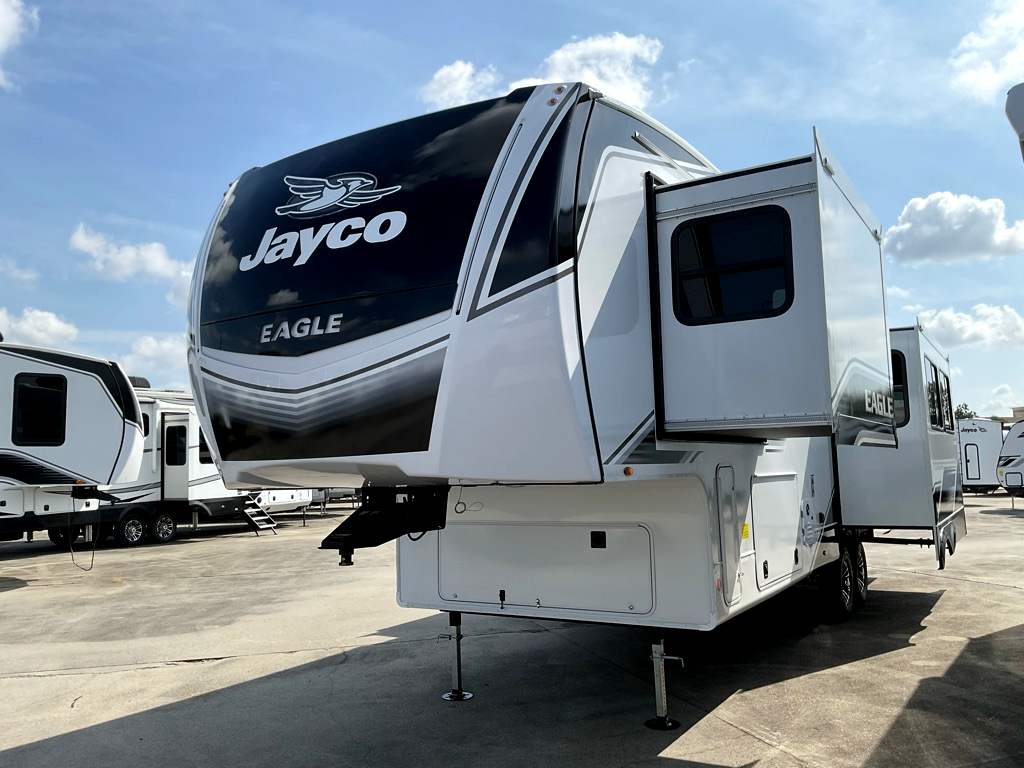2026 JAYCO Eagle 325 MKTS - Image 4