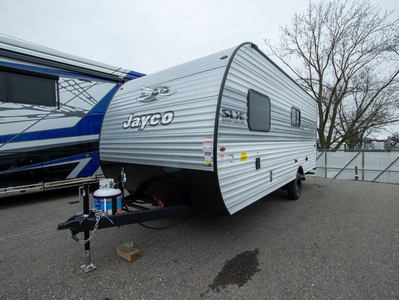 2026 Jayco Jay Flight SLX 172DB - Image 4