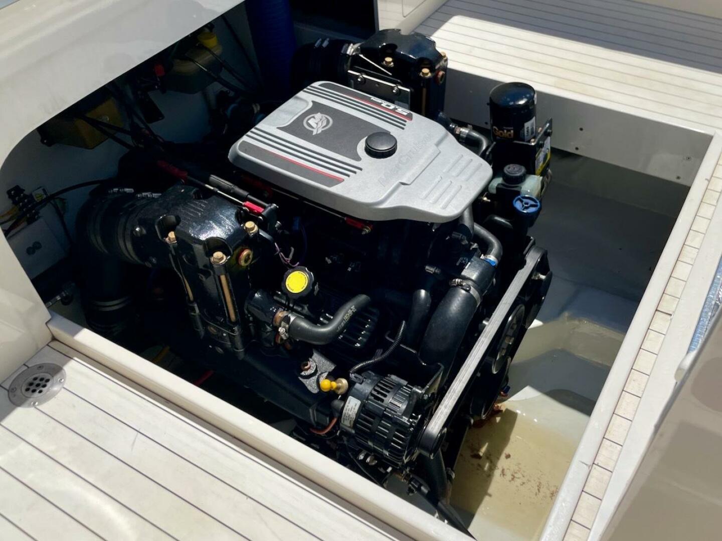 2013 CHRIS-CRAFT Lancer Sportsman Base - Image 39