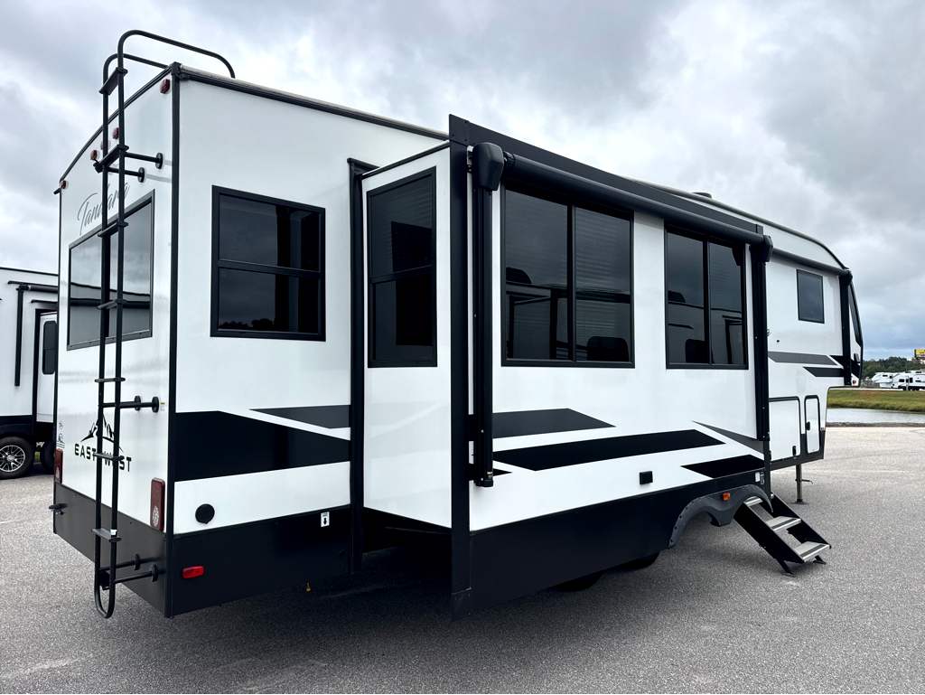 2024 EAST TO WEST TANDARA 320RL - Image 8