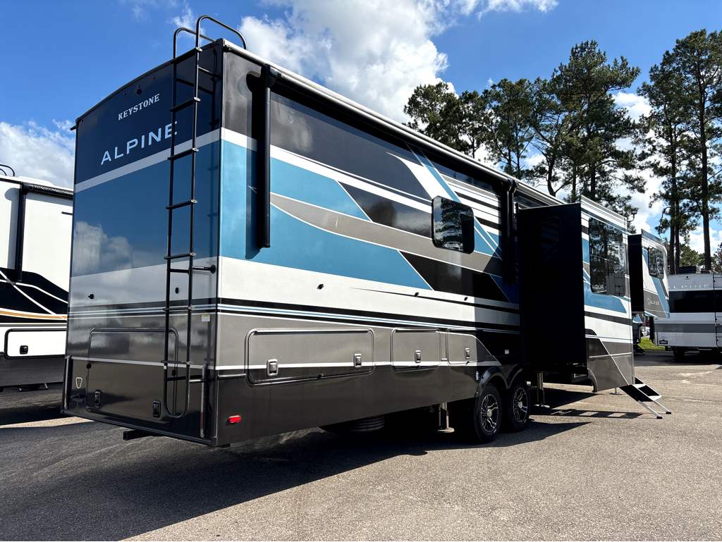 2026 Keystone ALPINE 3710FL - Image 6