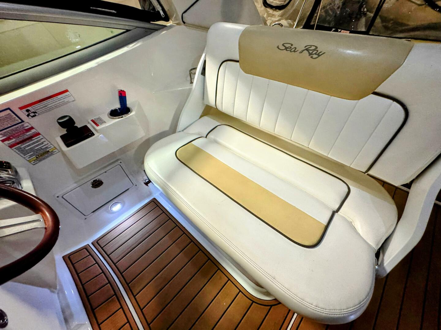 2010 Sea Ray 310 Sundancer - Image 11