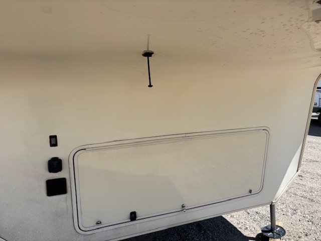 2018 Grand Design Solitude 384GK - Image 11