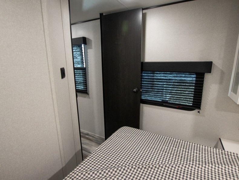 2026 Jayco Jay Flight SLX 295TBS - Image 25