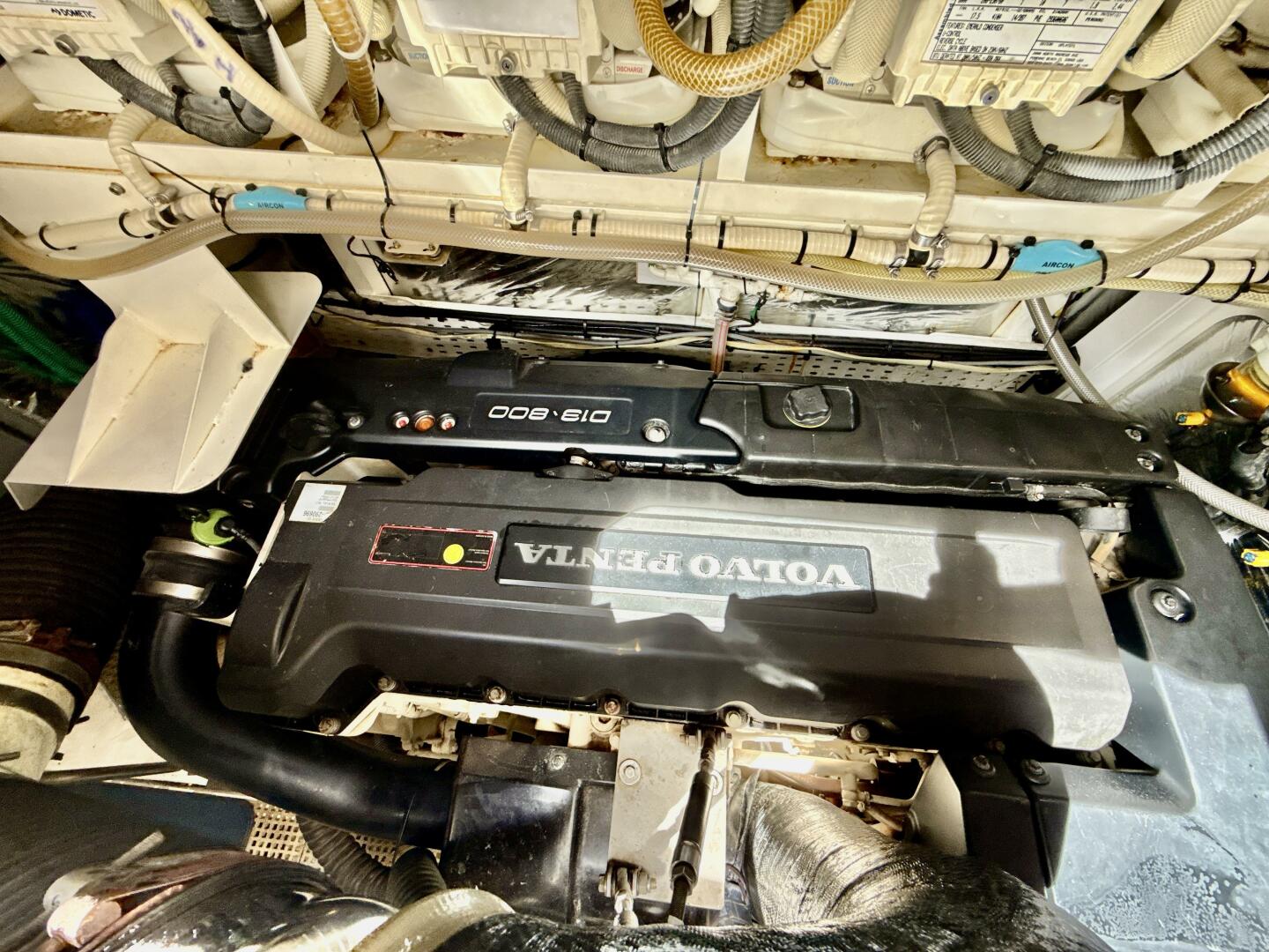 2017 Princess V58 - Image 65