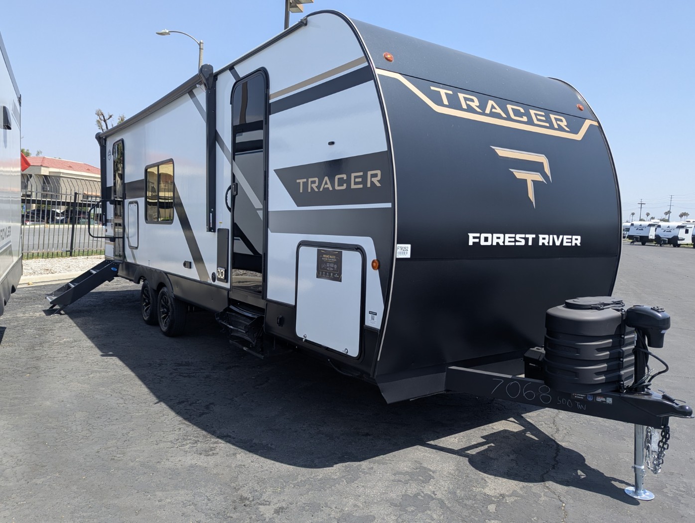 2026 Prime Time Tracer 235RK - Image 1