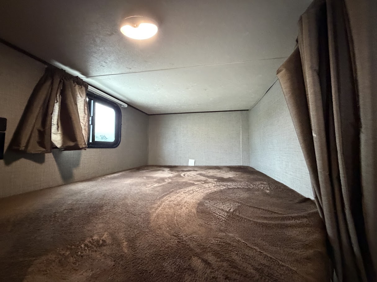 2018 CROSSROADS ZINGER 205bh - Image 20