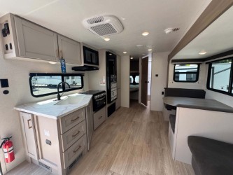 2027 Jayco Jay Flight SLX 261BHS - Image 8