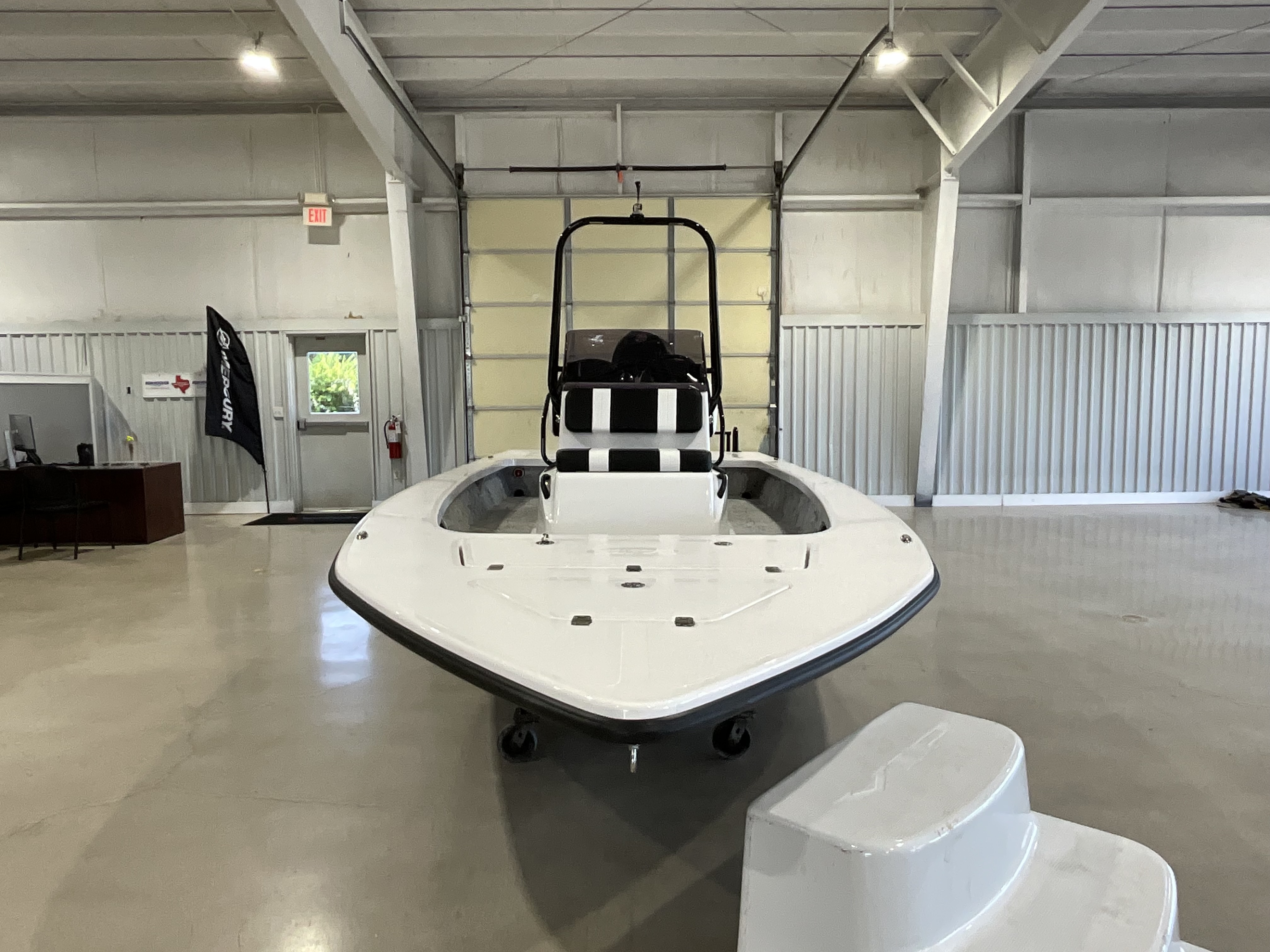 2026 Majek 22 Xtreme - Image 6