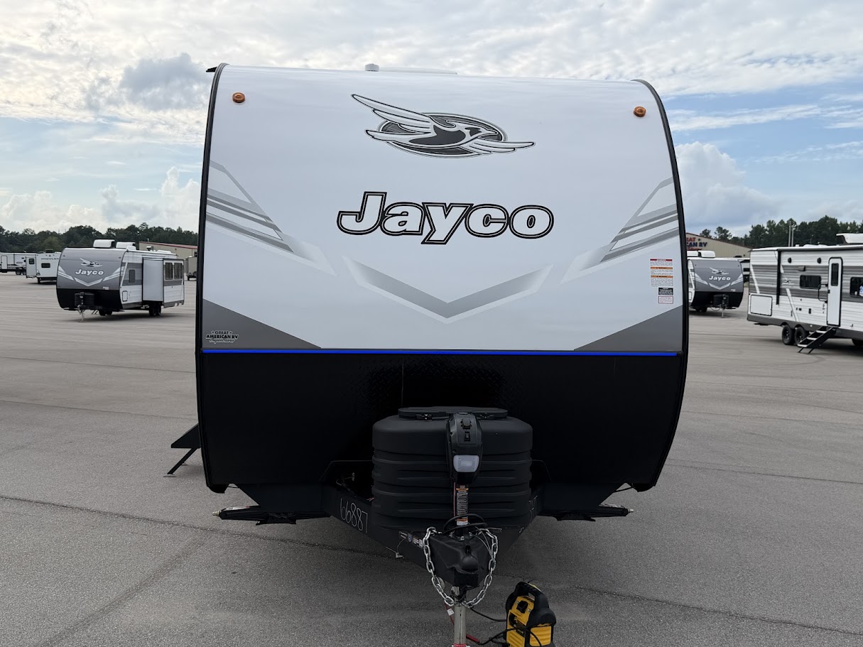 2027 JAYCO JAY FLIGHT 325BHT - Image 2