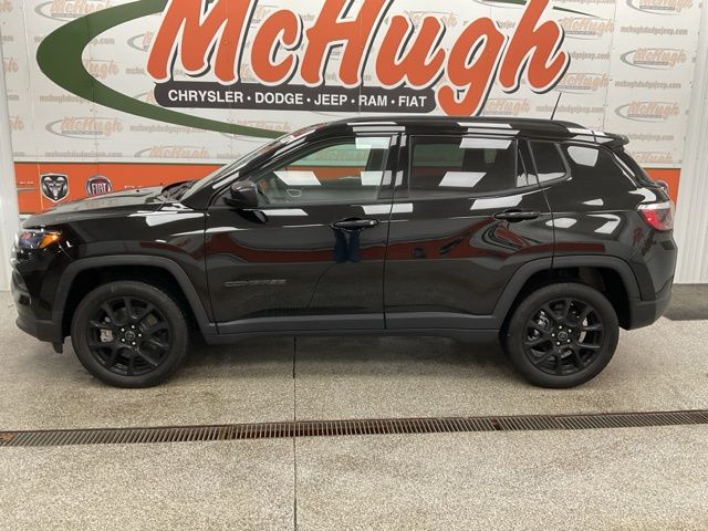2026 Jeep Compass Latitude Altitude 4x4 - Image 9