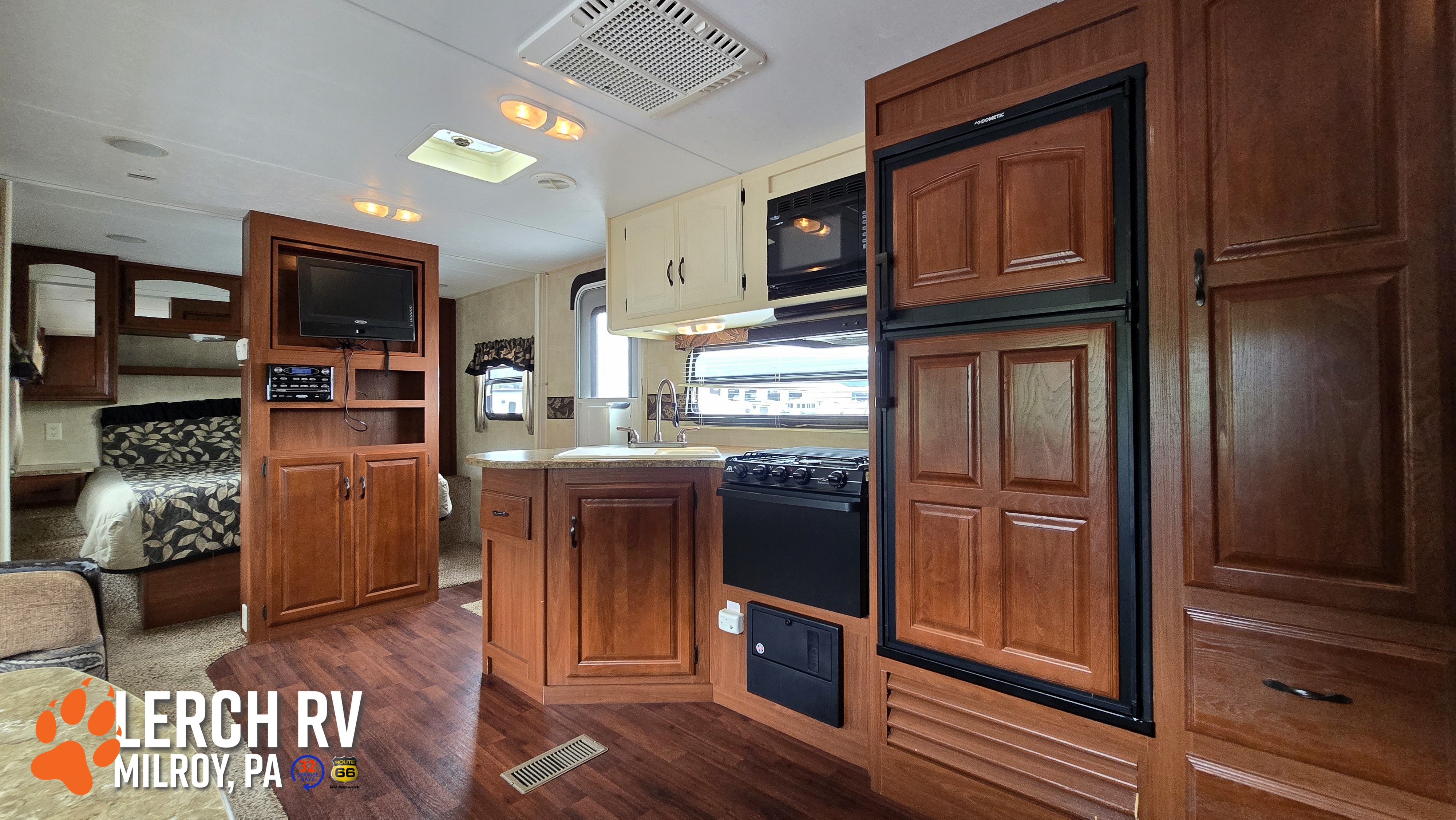 2011 Keystone Outback 270BH - Image 11