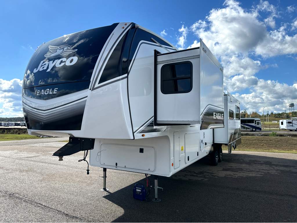 2026 JAYCO EAGLE 335LSTS - Image 2