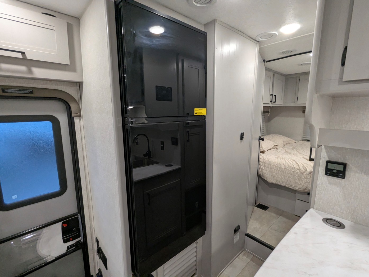 2025 Coachmen Leprechaun 260QB - Ford E-450 - Image 22